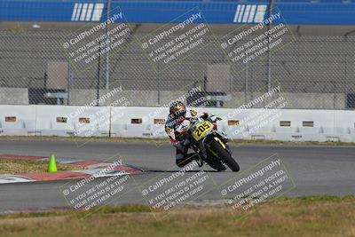 media/Nov-26-2022-Fastrack Riders (Sat) [[b001e85eef]]/Level 2/Session 3 Outside Turn 9/